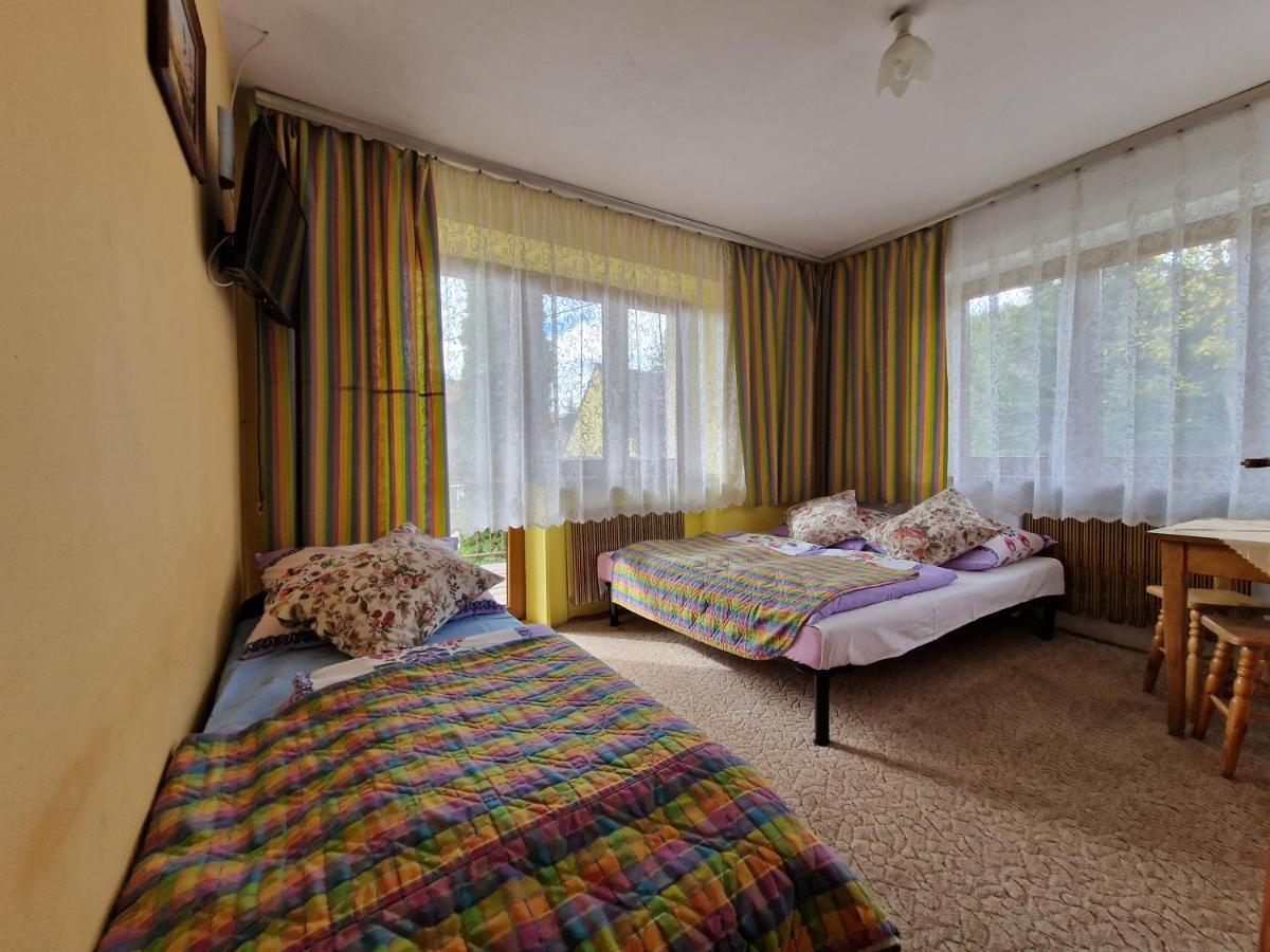 Pokoje Goscinne U Landy Poronin Exterior foto