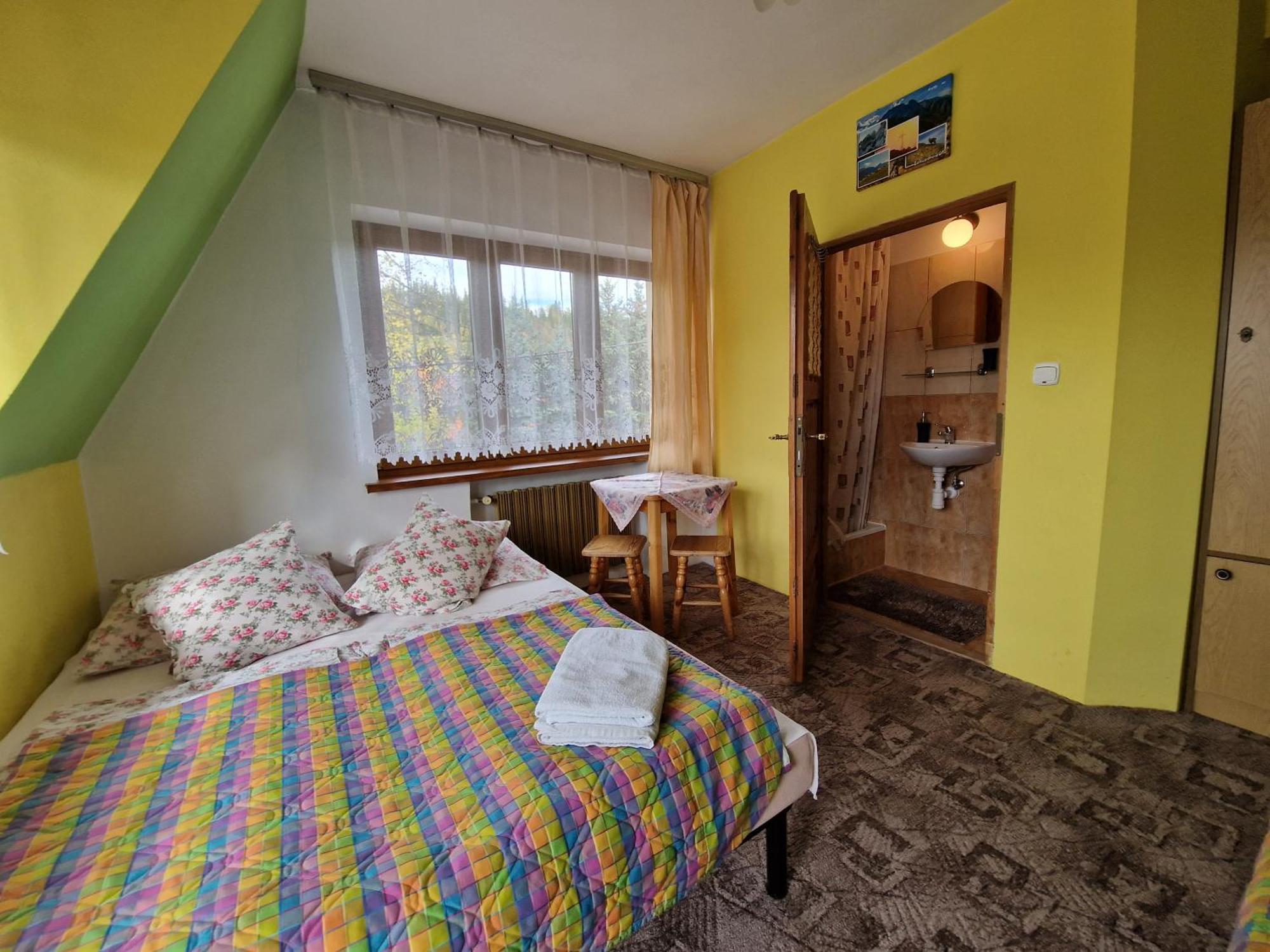 Pokoje Goscinne U Landy Poronin Exterior foto