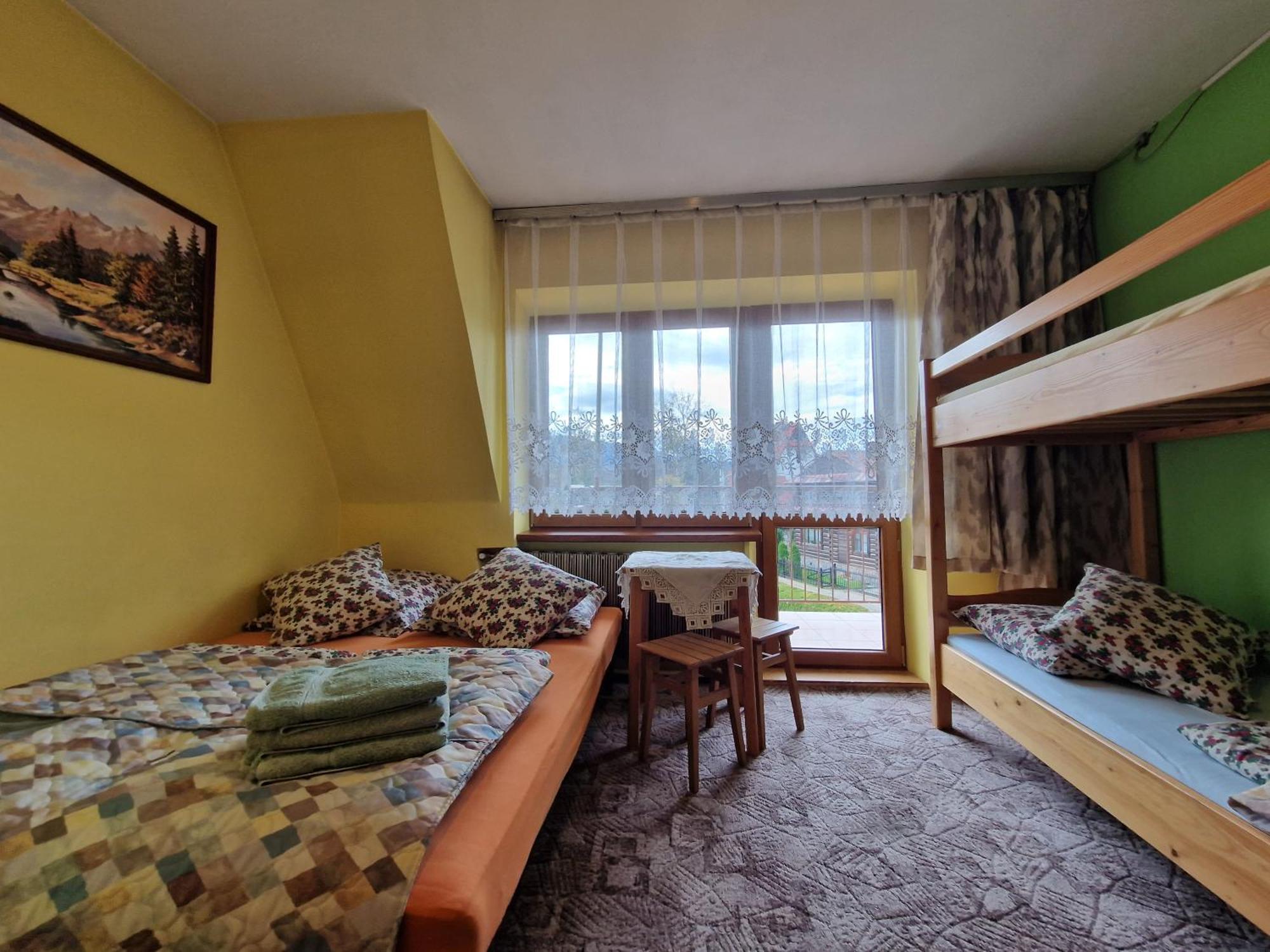 Pokoje Goscinne U Landy Poronin Exterior foto